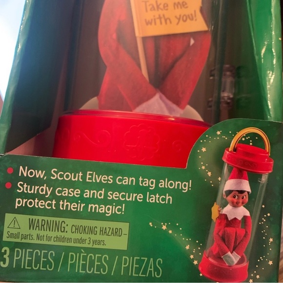 Official Elf on the Shelf 
Scout Elf Carrier
New in box

Elf not included - Picture 6 of 8